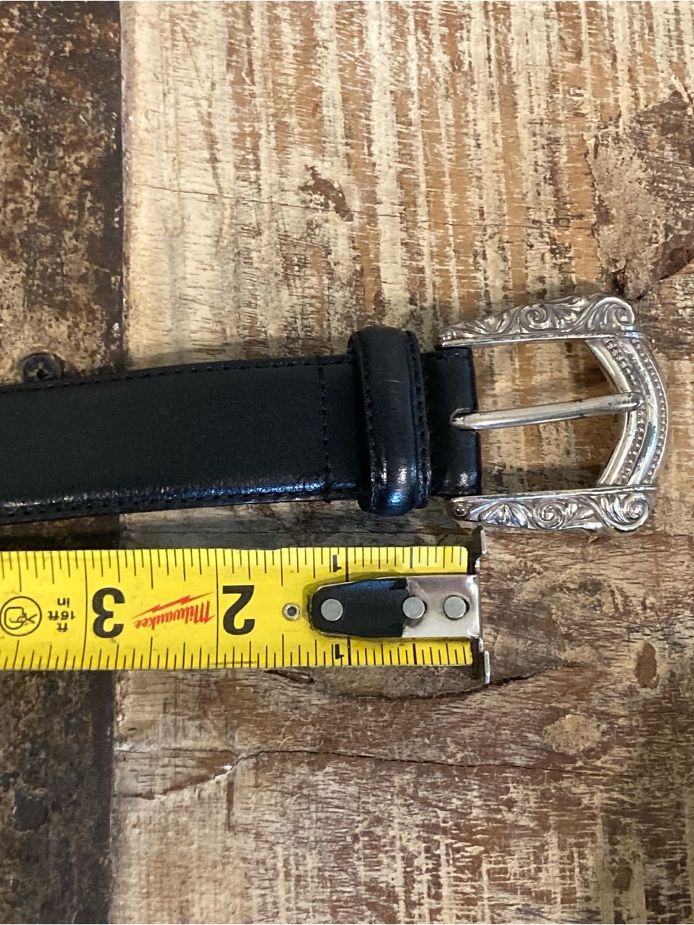 Fossil Black Leather Western-Style Belt with Silver-Tone Heart Accents - Picture 13 of 16